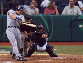 Yankees' Matsui extends hitting streak to 6 games